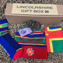 Load image into Gallery viewer, linc-snood-sox-mug-gb1

