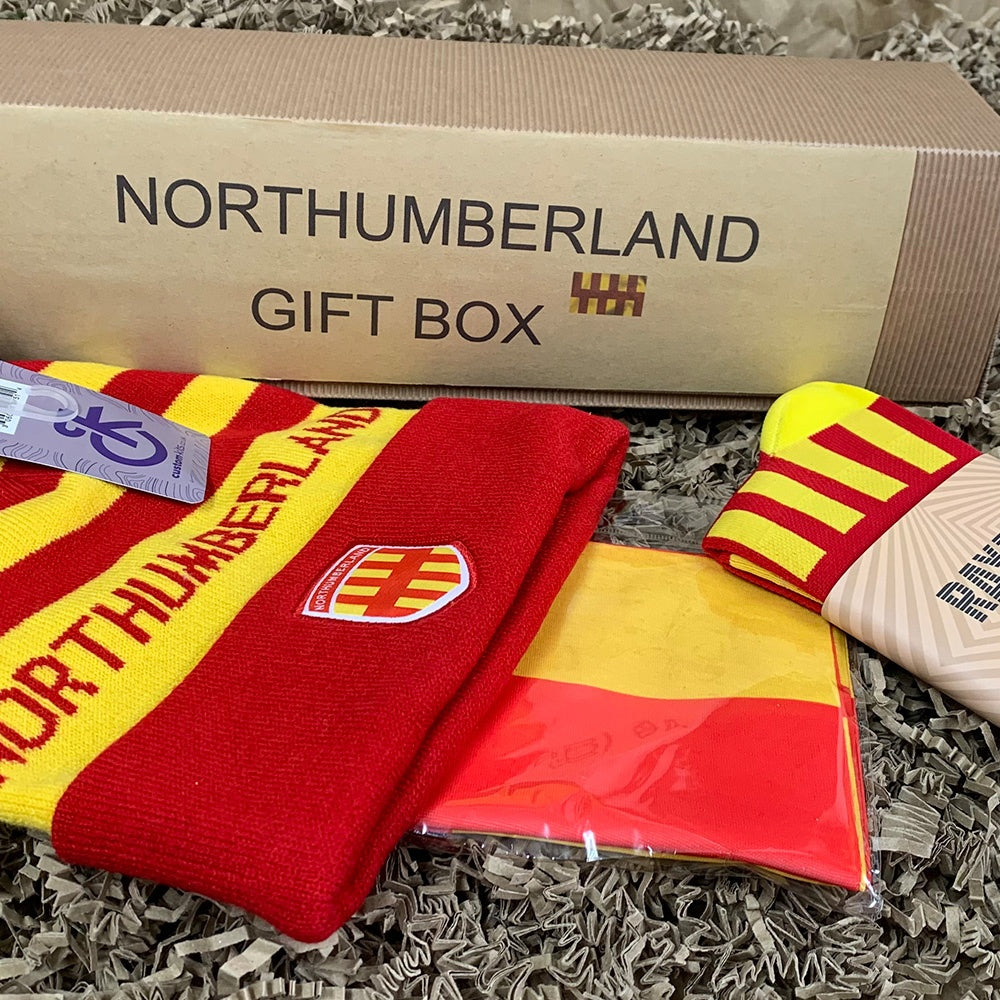 northumb-bobbl-snood-mug2